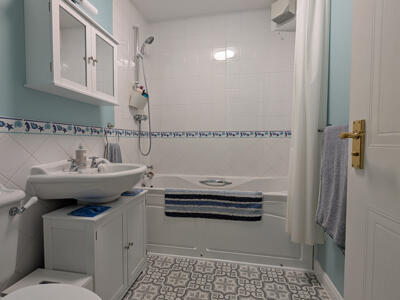 Picture 19